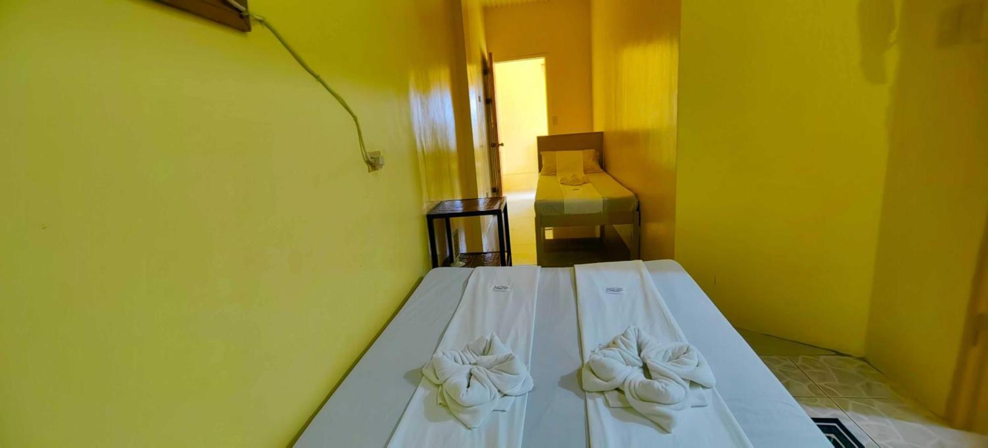 Las Residencias Bed And Breakfast Puerto Princesa Exterior photo