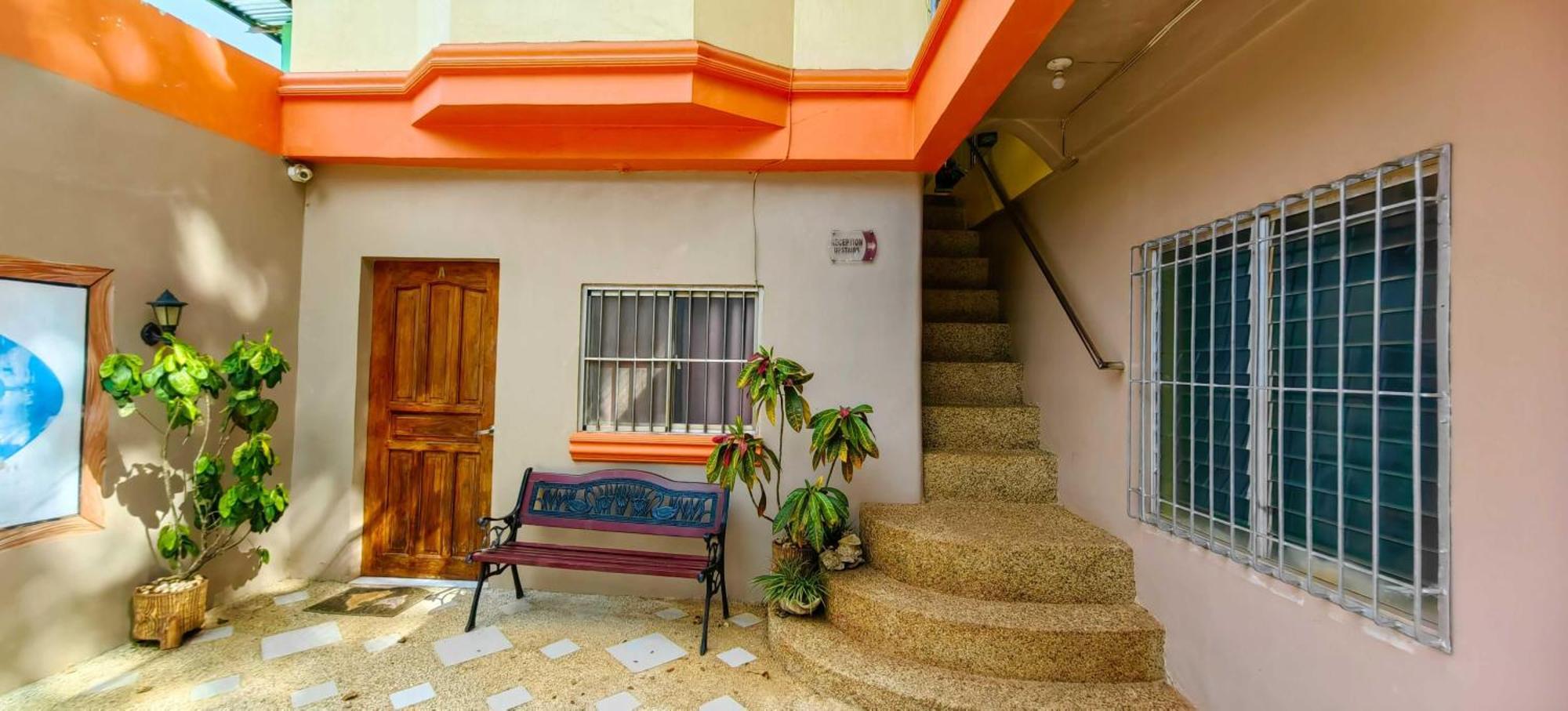 Las Residencias Bed And Breakfast Puerto Princesa Exterior photo