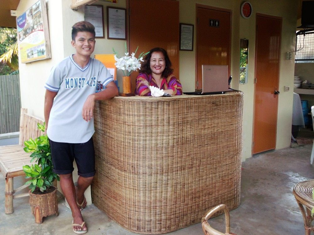 Las Residencias Bed And Breakfast Puerto Princesa Exterior photo